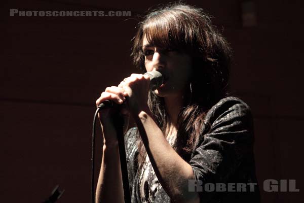 WILDBIRDS AND PEACEDRUMS - 2009-03-04 - PARIS - Centre Culturel Suedois - 